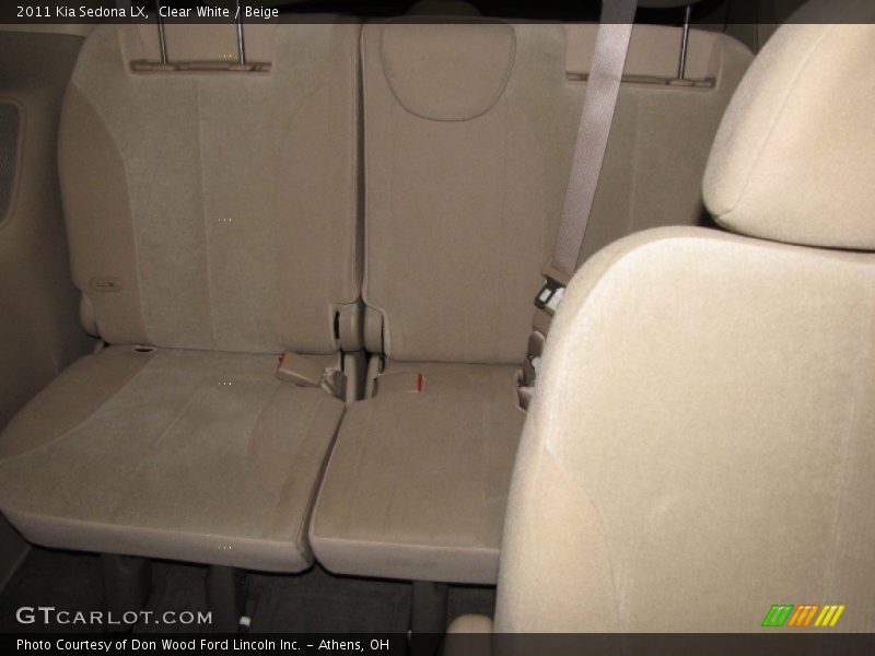 Clear White / Beige 2011 Kia Sedona LX