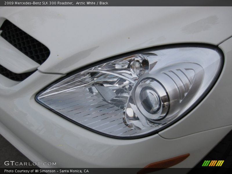 Arctic White / Black 2009 Mercedes-Benz SLK 300 Roadster