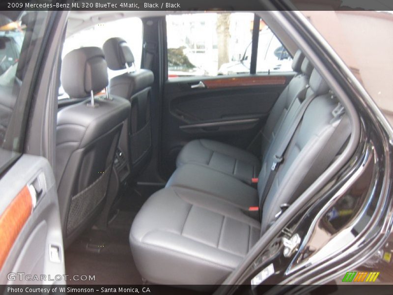 Black / Black 2009 Mercedes-Benz ML 320 BlueTec 4Matic