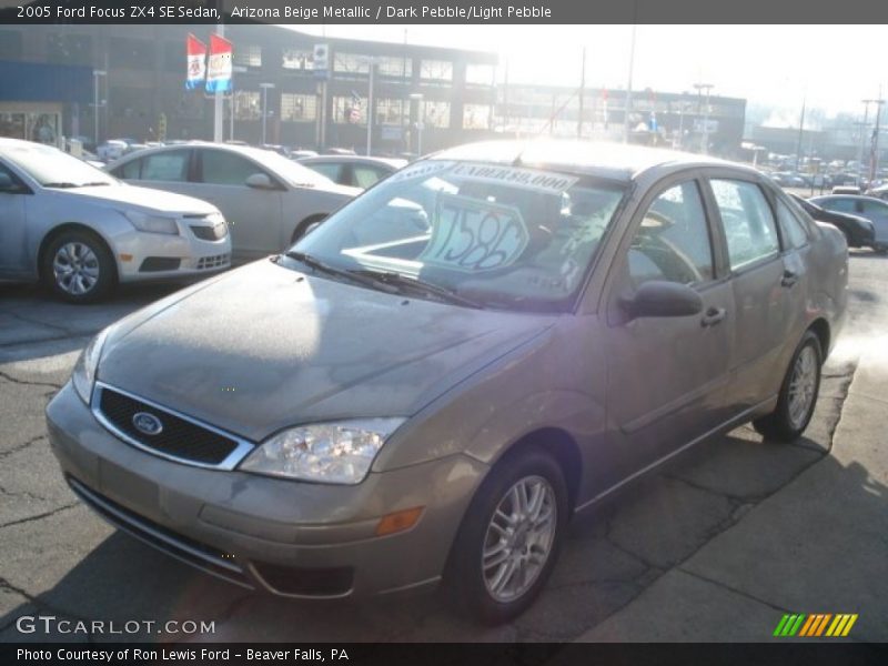 Arizona Beige Metallic / Dark Pebble/Light Pebble 2005 Ford Focus ZX4 SE Sedan