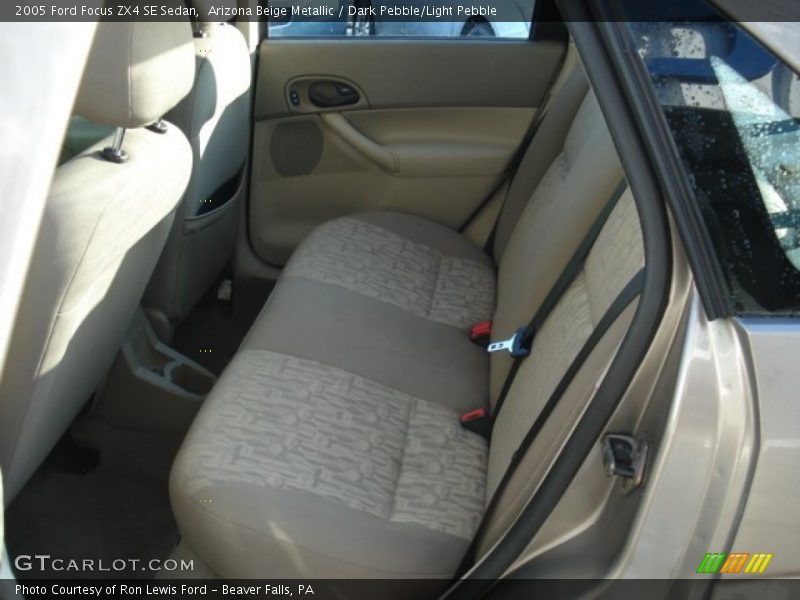 Arizona Beige Metallic / Dark Pebble/Light Pebble 2005 Ford Focus ZX4 SE Sedan