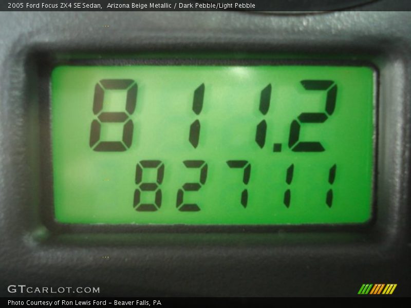 Arizona Beige Metallic / Dark Pebble/Light Pebble 2005 Ford Focus ZX4 SE Sedan