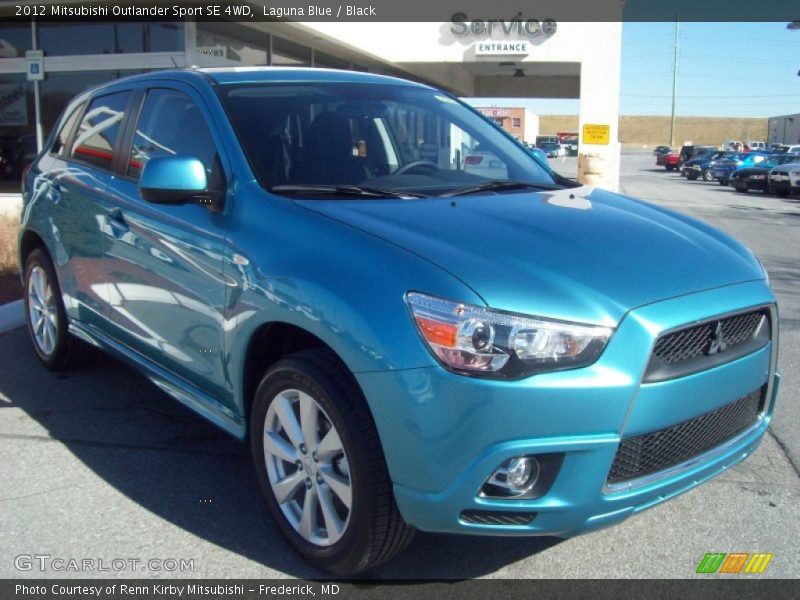 Front 3/4 View of 2012 Outlander Sport SE 4WD