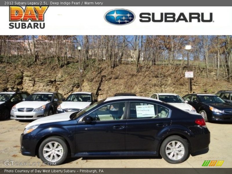 Deep Indigo Pearl / Warm Ivory 2012 Subaru Legacy 2.5i