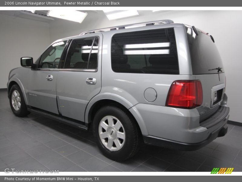 Pewter Metallic / Charcoal Black 2006 Lincoln Navigator Ultimate