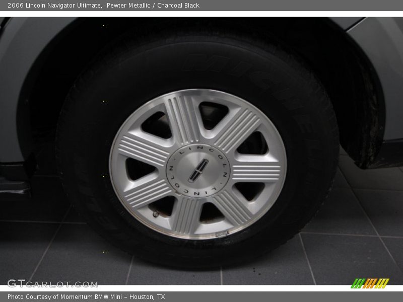 Pewter Metallic / Charcoal Black 2006 Lincoln Navigator Ultimate