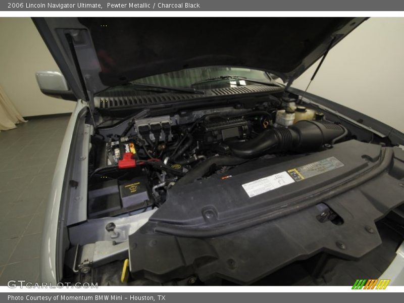 Pewter Metallic / Charcoal Black 2006 Lincoln Navigator Ultimate