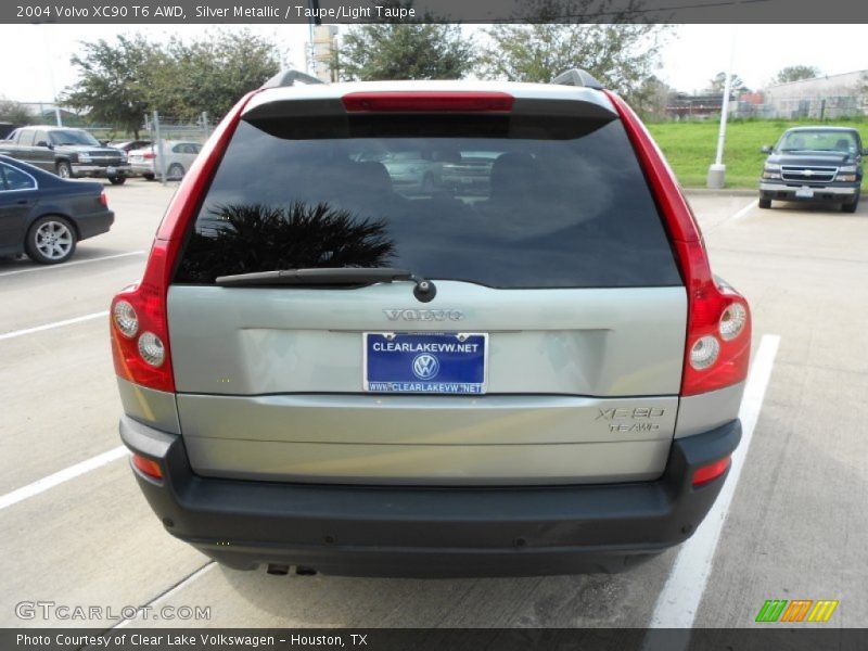 Silver Metallic / Taupe/Light Taupe 2004 Volvo XC90 T6 AWD