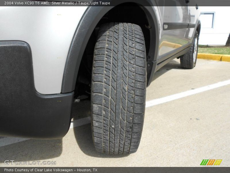 Silver Metallic / Taupe/Light Taupe 2004 Volvo XC90 T6 AWD