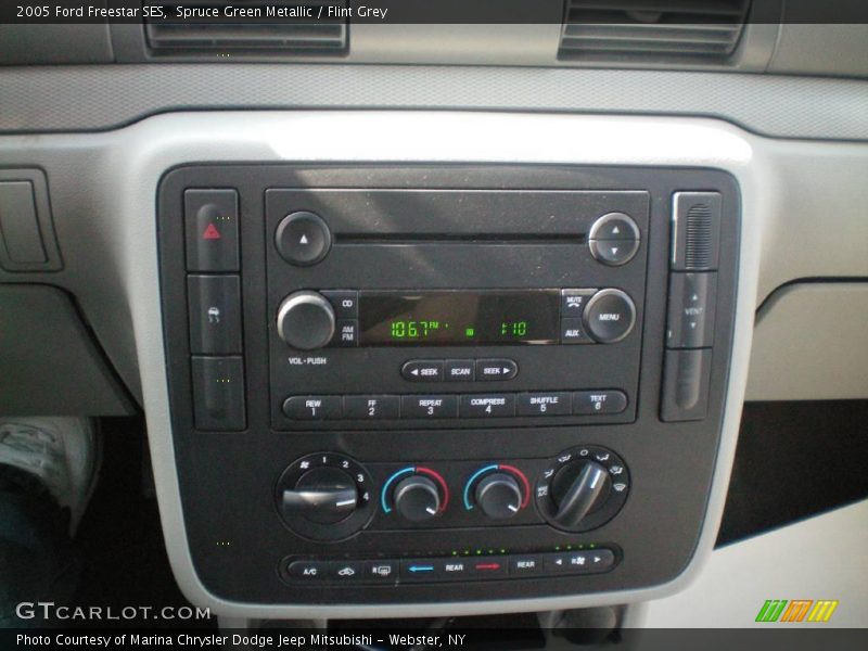 Spruce Green Metallic / Flint Grey 2005 Ford Freestar SES
