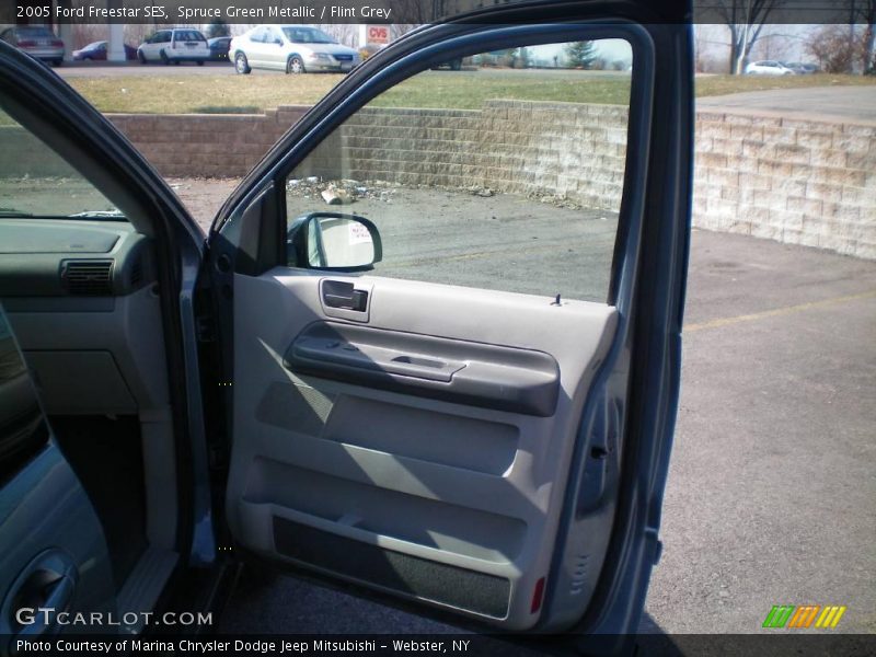 Spruce Green Metallic / Flint Grey 2005 Ford Freestar SES