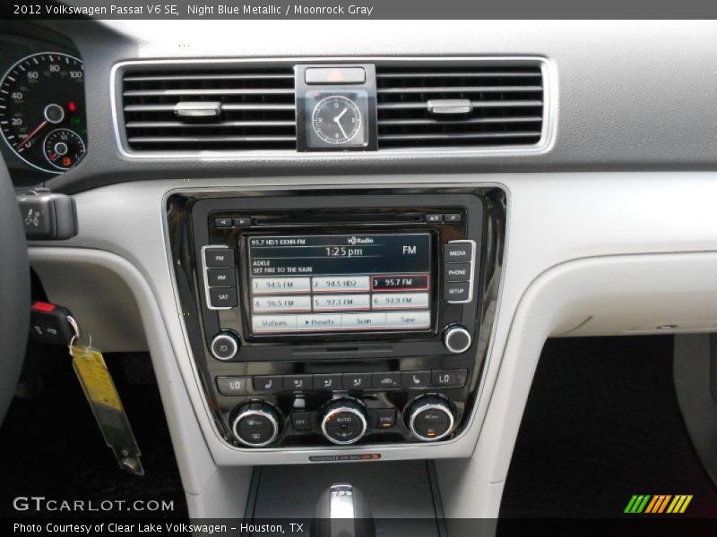 Night Blue Metallic / Moonrock Gray 2012 Volkswagen Passat V6 SE