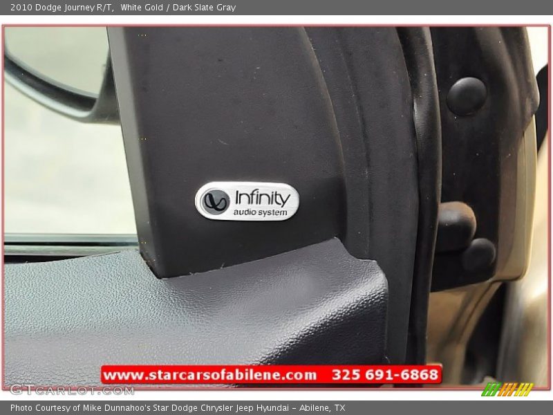 White Gold / Dark Slate Gray 2010 Dodge Journey R/T