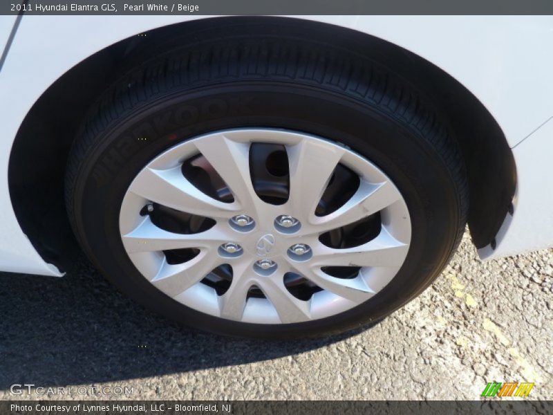 Pearl White / Beige 2011 Hyundai Elantra GLS
