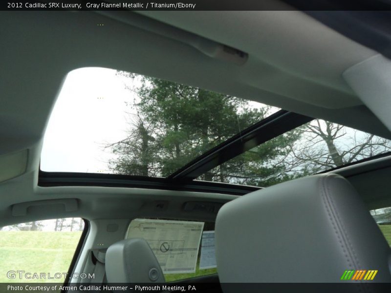 Gray Flannel Metallic / Titanium/Ebony 2012 Cadillac SRX Luxury