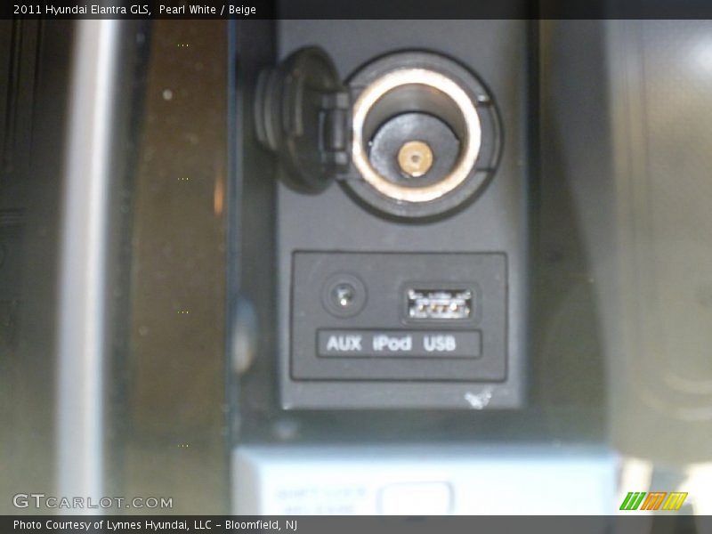 Pearl White / Beige 2011 Hyundai Elantra GLS