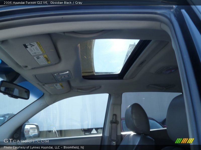 Obsidian Black / Gray 2006 Hyundai Tucson GLS V6