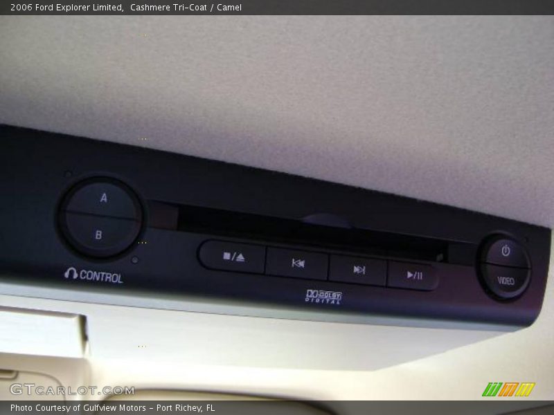 Cashmere Tri-Coat / Camel 2006 Ford Explorer Limited