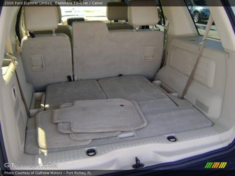 Cashmere Tri-Coat / Camel 2006 Ford Explorer Limited