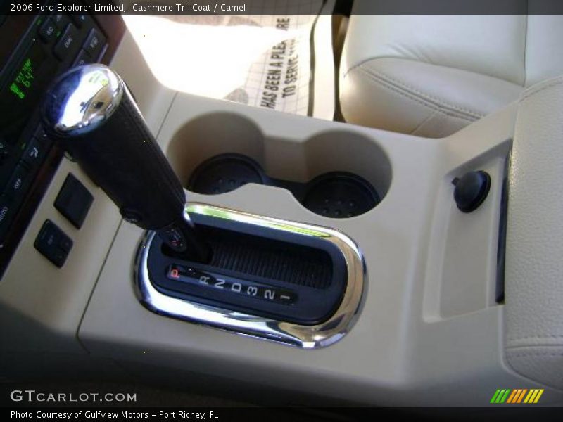 Cashmere Tri-Coat / Camel 2006 Ford Explorer Limited