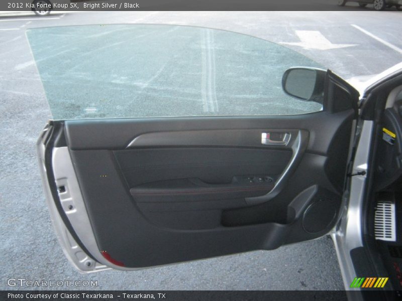 Bright Silver / Black 2012 Kia Forte Koup SX