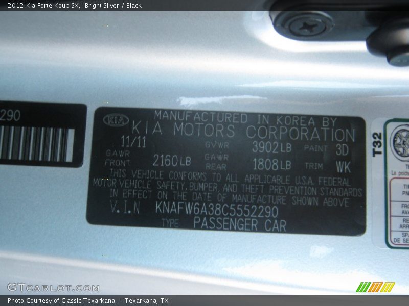 Bright Silver / Black 2012 Kia Forte Koup SX