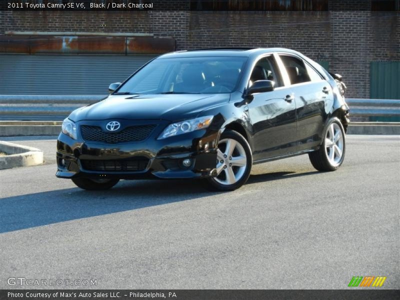 Black / Dark Charcoal 2011 Toyota Camry SE V6