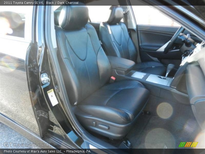 Black / Dark Charcoal 2011 Toyota Camry SE V6