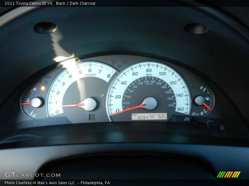 Black / Dark Charcoal 2011 Toyota Camry SE V6