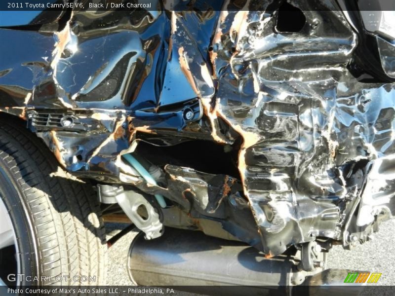 Black / Dark Charcoal 2011 Toyota Camry SE V6