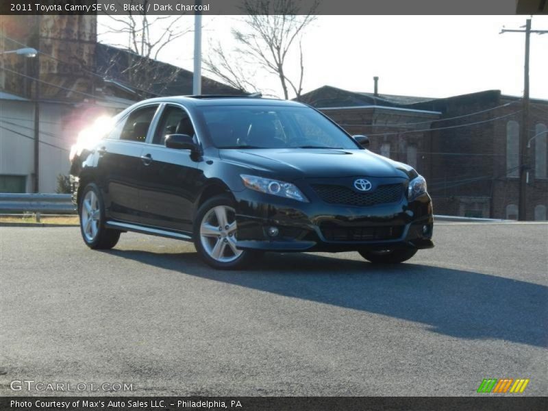 Black / Dark Charcoal 2011 Toyota Camry SE V6