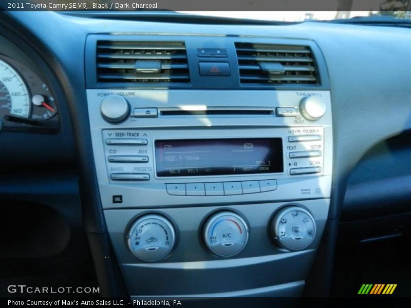 Black / Dark Charcoal 2011 Toyota Camry SE V6
