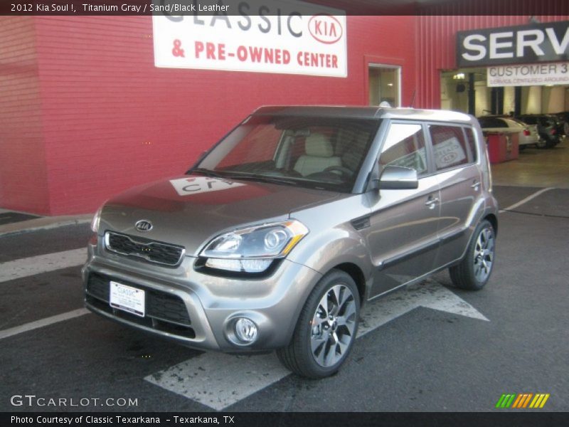 Titanium Gray / Sand/Black Leather 2012 Kia Soul !