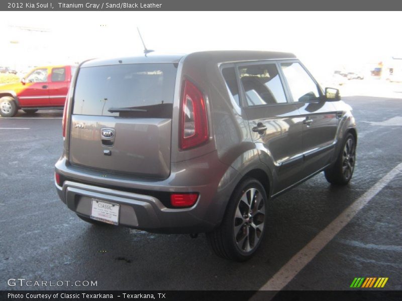 Titanium Gray / Sand/Black Leather 2012 Kia Soul !