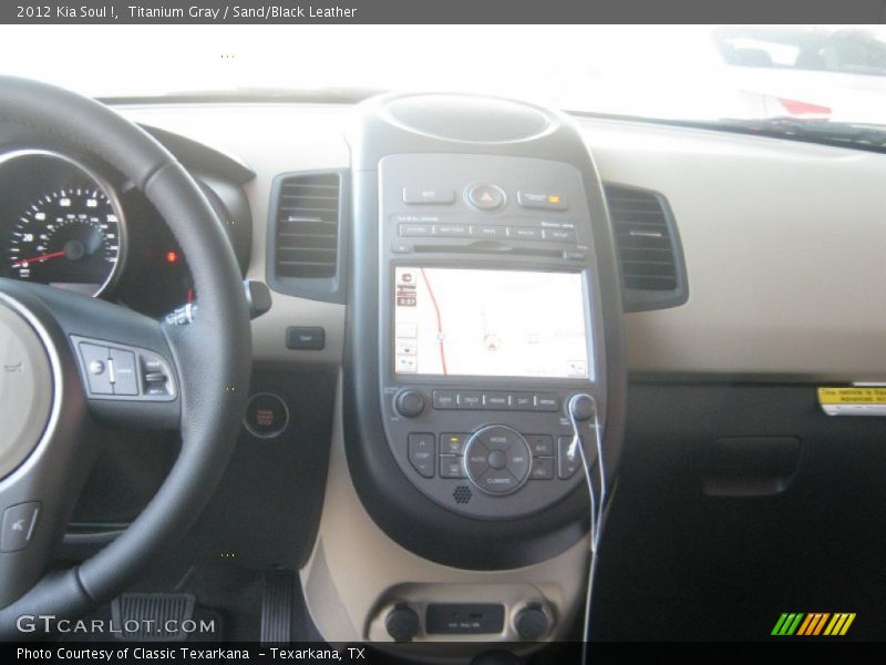 Titanium Gray / Sand/Black Leather 2012 Kia Soul !
