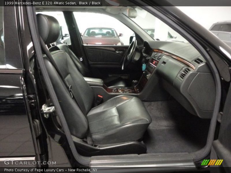 Black / Black 1999 Mercedes-Benz E 320 4Matic Sedan