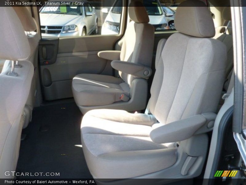 Titanium Silver / Gray 2011 Kia Sedona LX