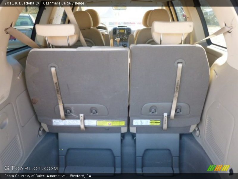 Cashmere Beige / Beige 2011 Kia Sedona LX