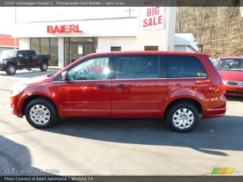 Pomegranate Red Metallic / Aero Grey 2009 Volkswagen Routan S