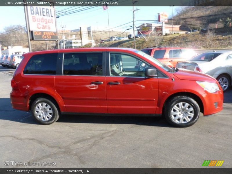Pomegranate Red Metallic / Aero Grey 2009 Volkswagen Routan S