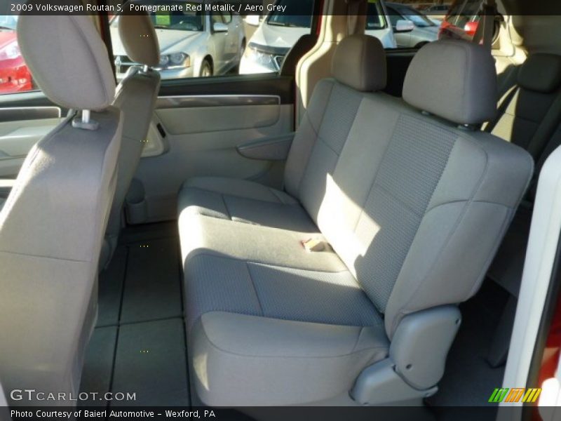Pomegranate Red Metallic / Aero Grey 2009 Volkswagen Routan S