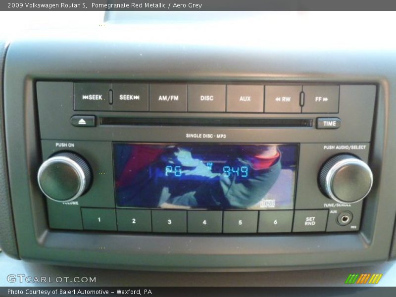 Pomegranate Red Metallic / Aero Grey 2009 Volkswagen Routan S