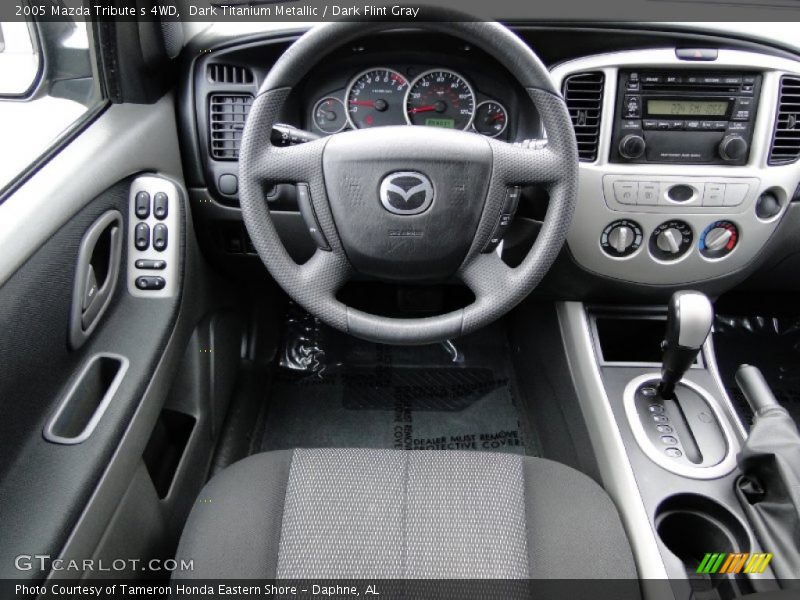 Dashboard of 2005 Tribute s 4WD