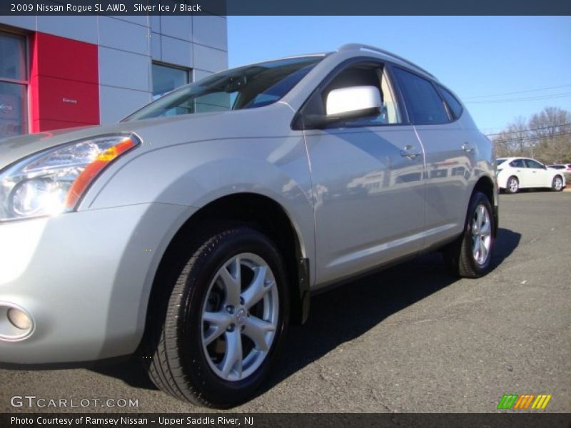 Silver Ice / Black 2009 Nissan Rogue SL AWD