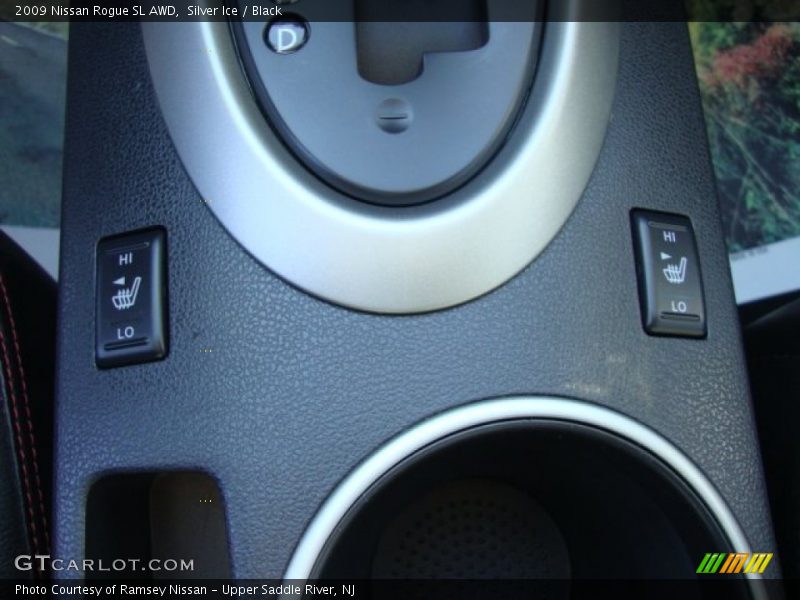Silver Ice / Black 2009 Nissan Rogue SL AWD