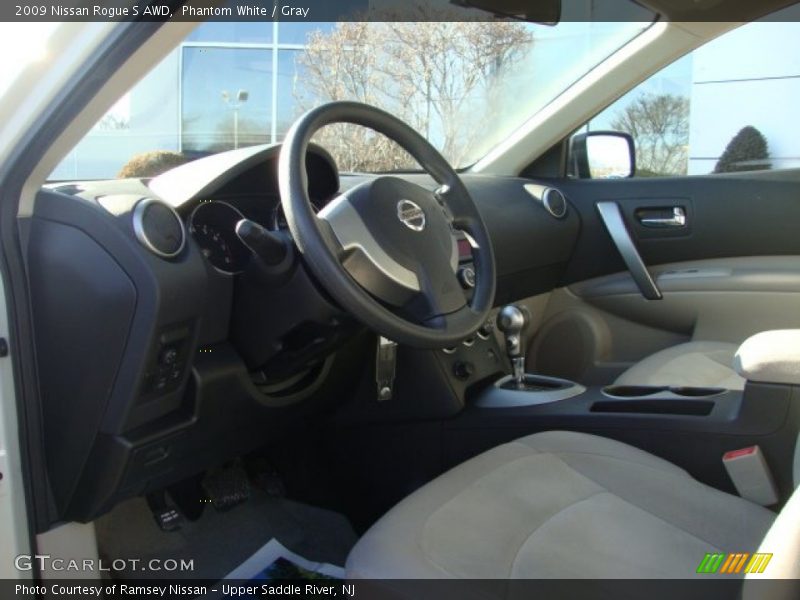 Phantom White / Gray 2009 Nissan Rogue S AWD