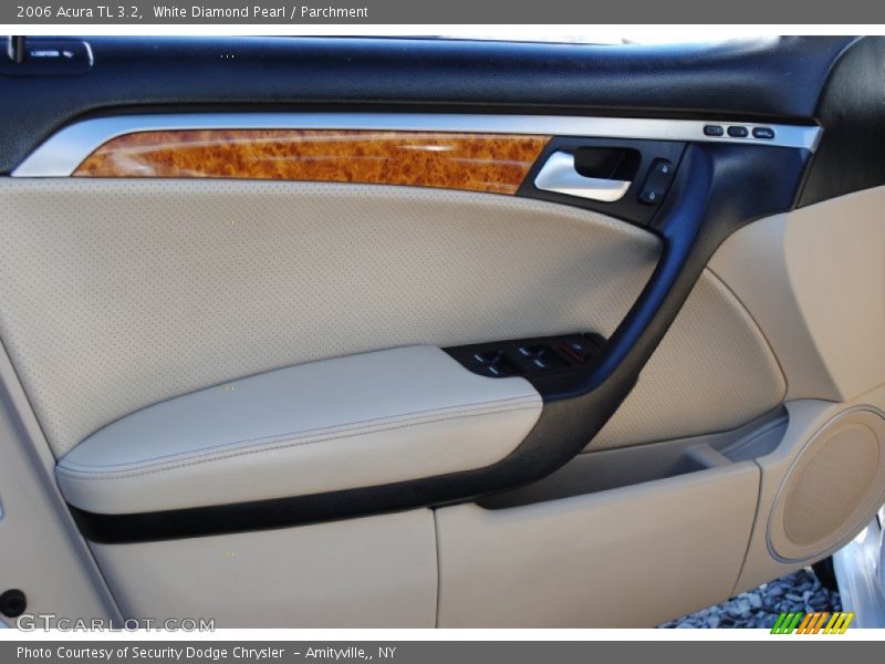 White Diamond Pearl / Parchment 2006 Acura TL 3.2
