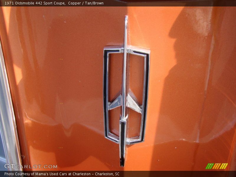Copper / Tan/Brown 1971 Oldsmobile 442 Sport Coupe