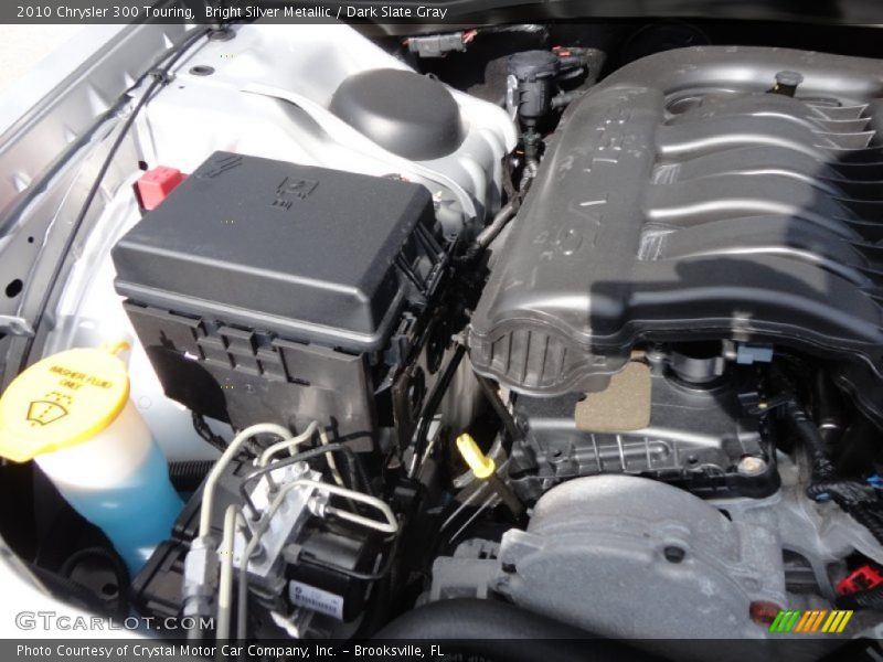Bright Silver Metallic / Dark Slate Gray 2010 Chrysler 300 Touring