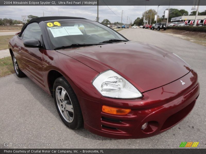 Front 3/4 View of 2004 Eclipse Spyder GS